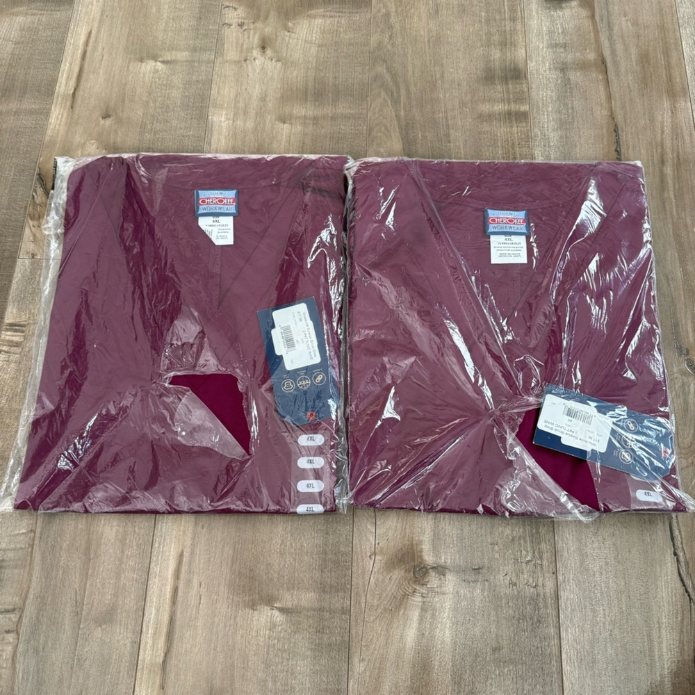 NEW‎ 2 Cherokee Workwear Scrub Tops Women 4XL Wine Burgundy V-Neck Nurse